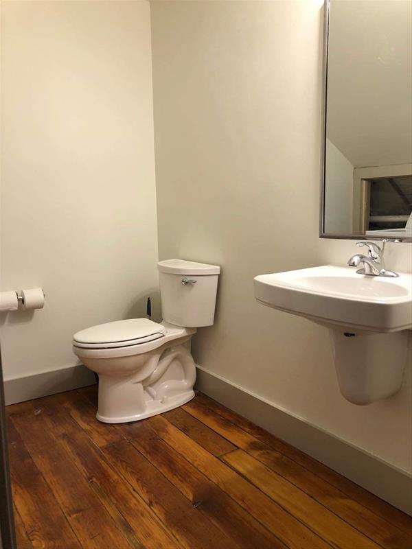 3rd floor bathroom