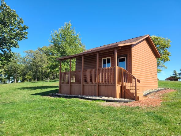 Lake View Cabin 14