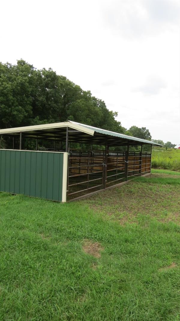 Loafing Shed