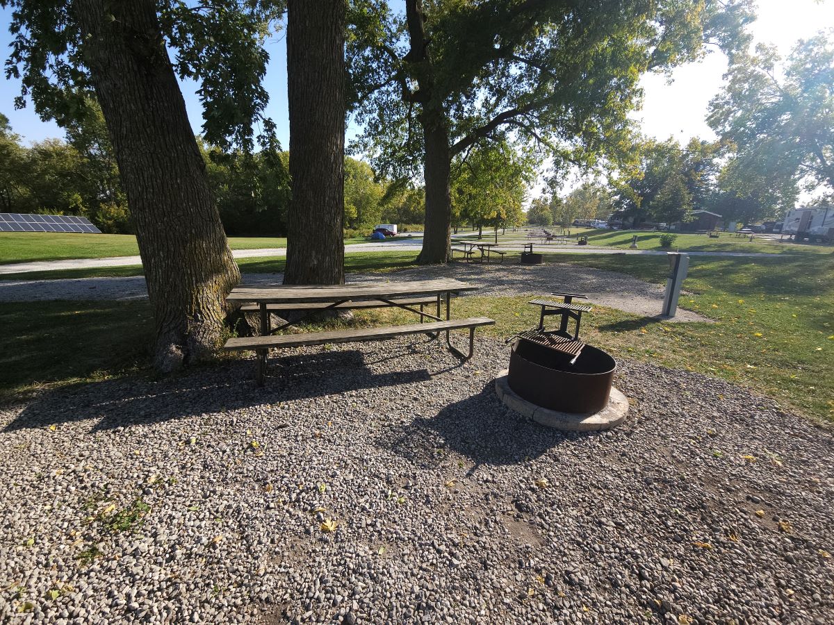 Site 89 – Picnic table area and fire ring with grill