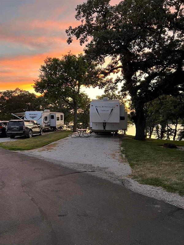 Lake View Campground